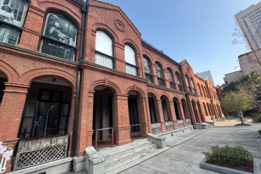 Memorial museum recording the history of Jewish refugees sheltered in Shanghai during World War II, based on Ohel Moshe Synagogue