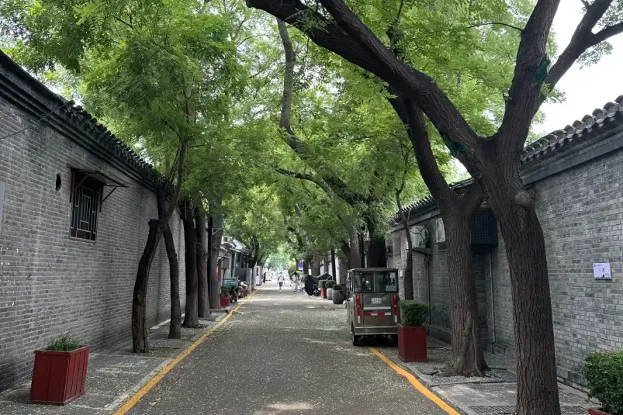 Nanluoguxiang, time?honored hutong street blending old?Beijing architecture with trendy shops and snack bars
