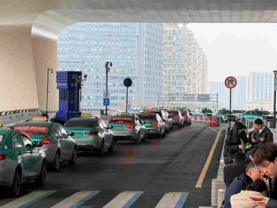 Queue of green taxis in Hangzhou
