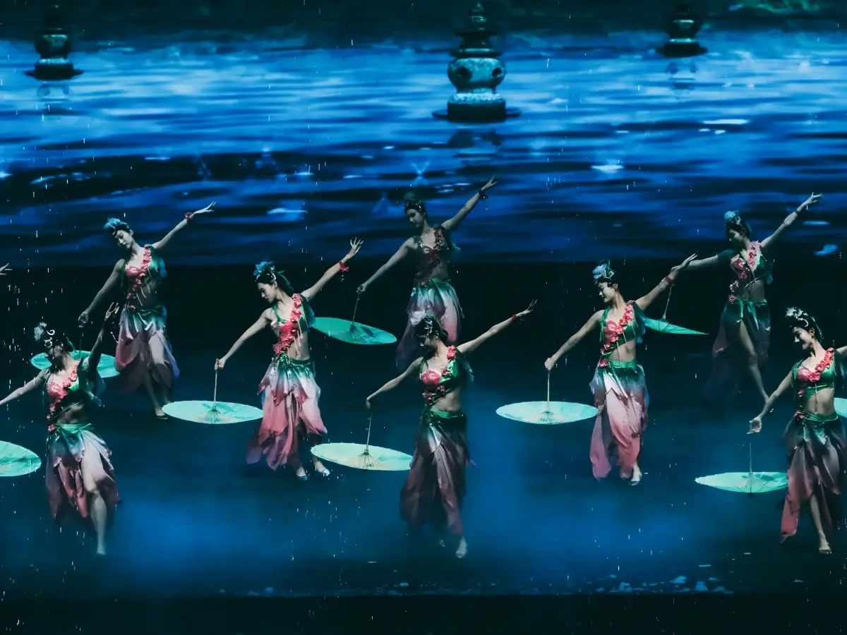 Traditional Dance Show at Songcheng, Hangzhou