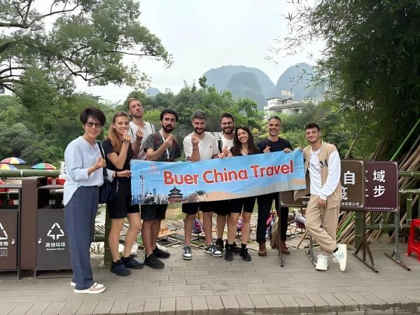Visitors Enjoy Guilin Private Tour Visitors Enjoy Guilin Private Tour