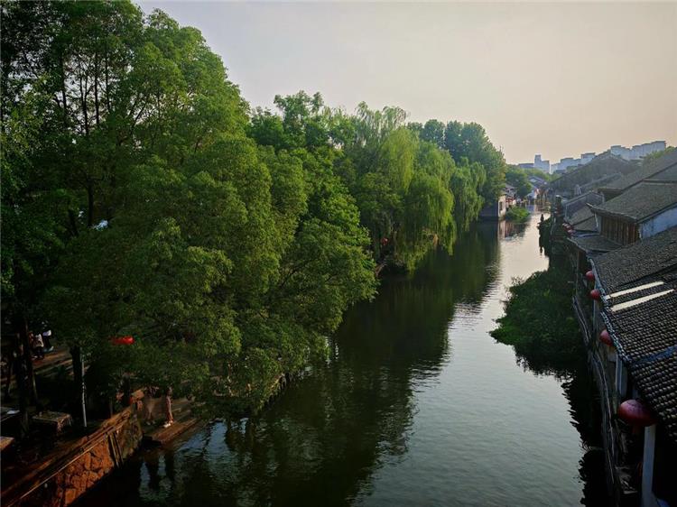 Panoramic View of Nanxun Ancient Town Nanxun Ancient Town, a famous historic cultural water town in Huzhou featuring elegant white-wall black-tile architecture and genuine local slow-town atmosphere