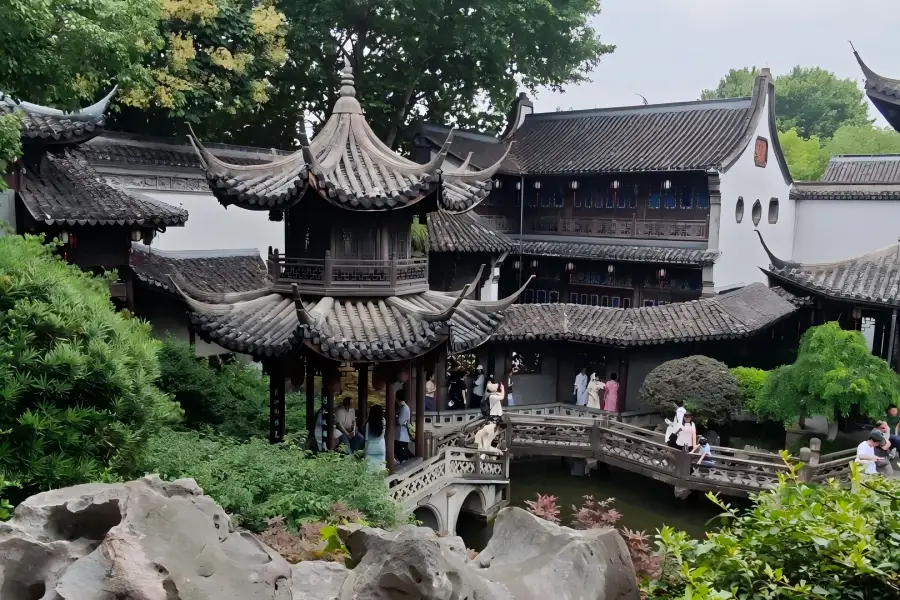 Hu Xueyan Former Residence in Hangzhou showing exquisite ancient Chinese mansion architecture and courtyard landscapes
