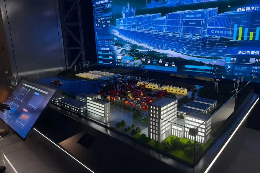 Intelligent shipping port scale model with big data screen