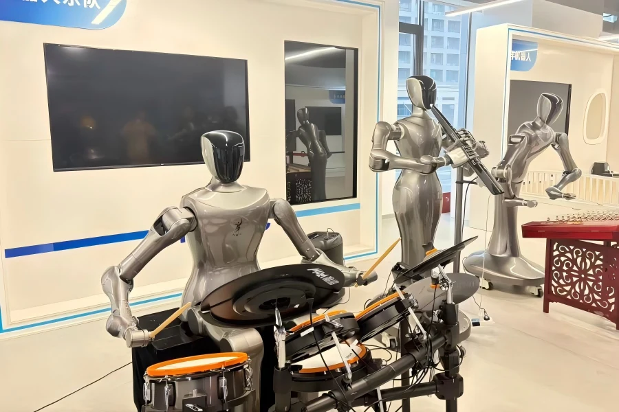 Humanoid robot band exhibition hall at Zhejiang University robotics institute