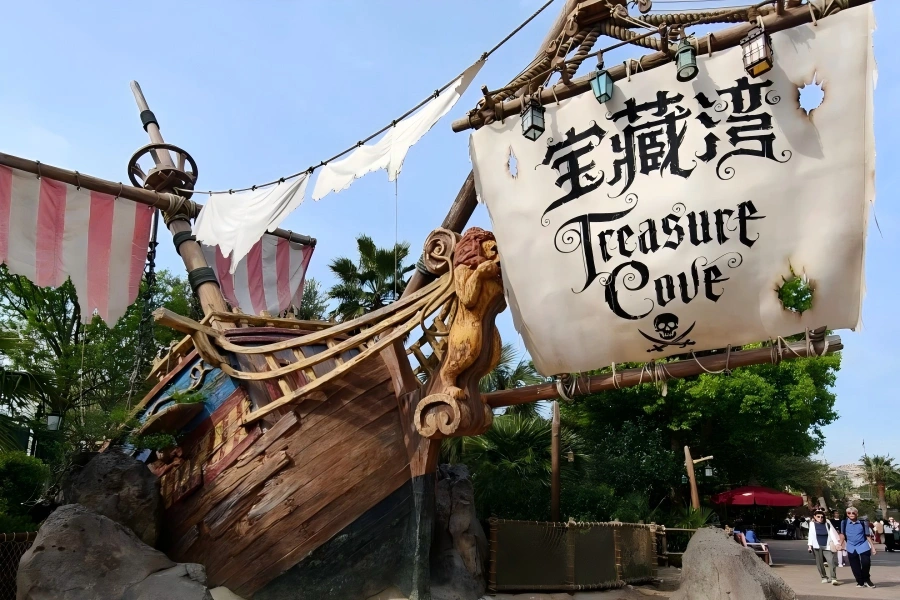 Pirates of the Caribbean in Shanghai showing classic pirate?themed adventure attraction
