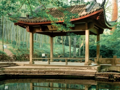 Explore Hidden Local Gems in Hangzhou on a Private Day Tour