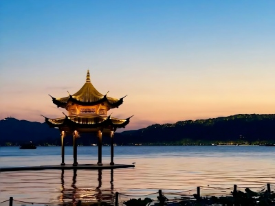 Visit Hangzhou West Lake from Shanghai