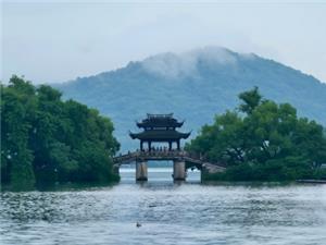 Best Shanghai Hangzhou Tour Package with City Highlights