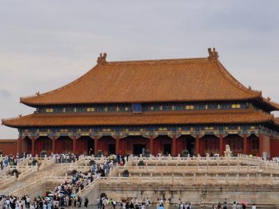 The crowded scene at the entrance of the Palace Museum in Beijing