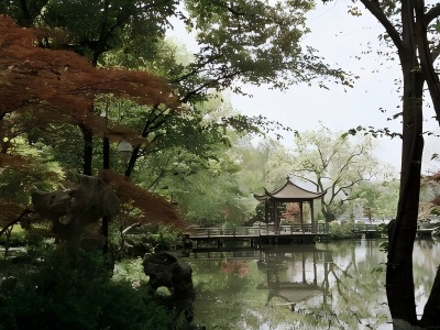 Classic Chinese garden at West Lake hotel