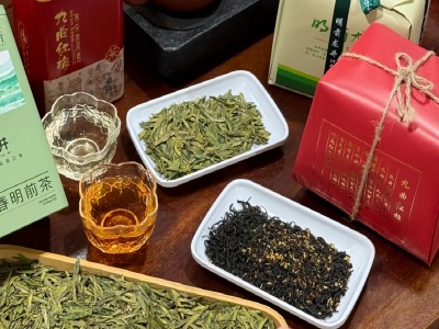 hangzhou local green tea and black tea.jpg
