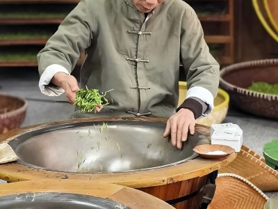 hangzhou drying tea experience.jpg