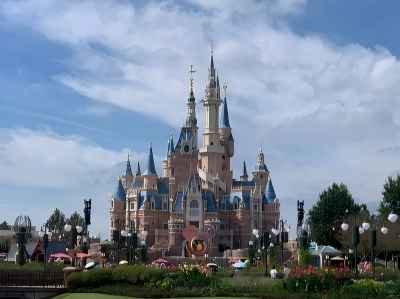 Enchanted Storybook Castle Shanghai Disneyland