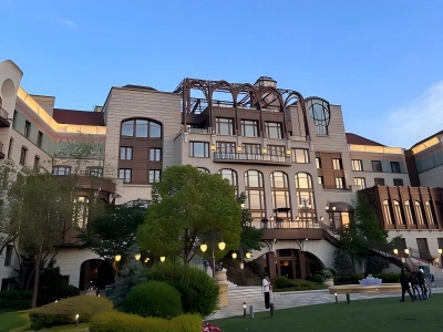 Shanghai Disney Resort Hotel Building
