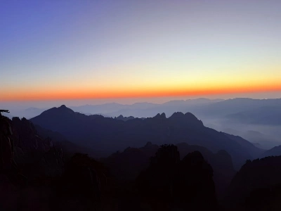 Huangshan Mountain Sunrise