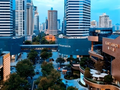 Shanghai Xintiandi commercial district city view