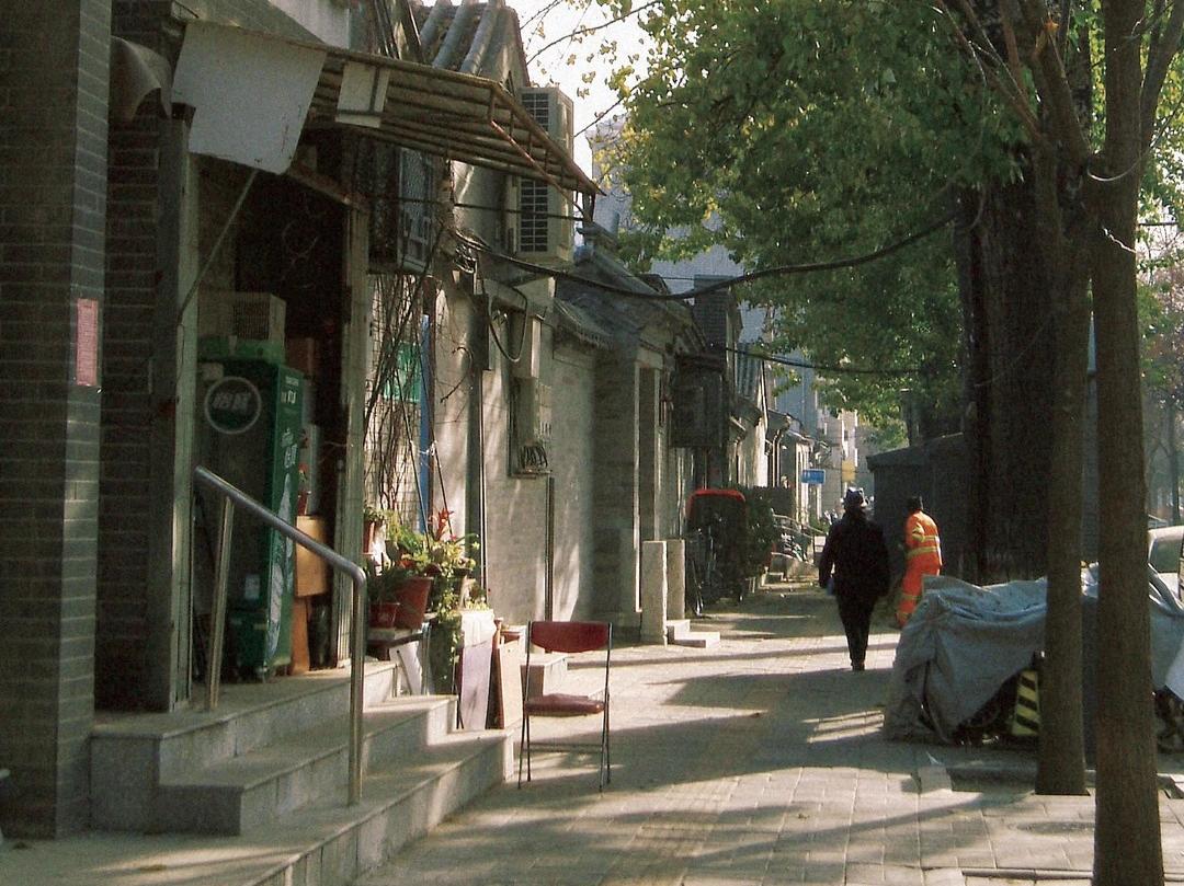 The peaceful afternoon scenery of Jinyu Hutong
