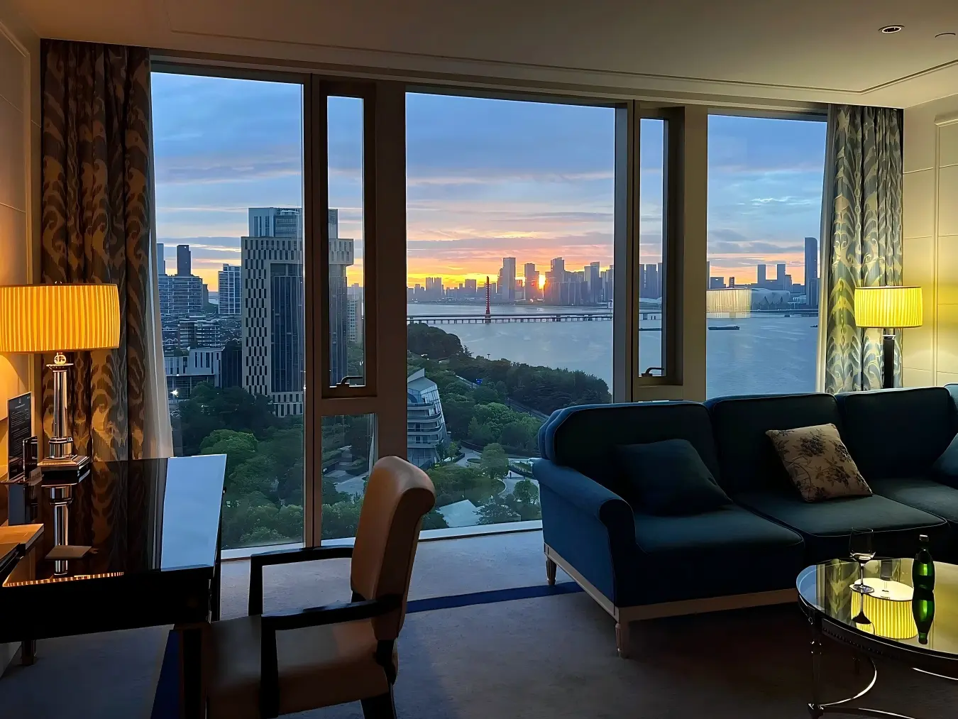 Luxury Hangzhou Hotel Room with River Sunset View