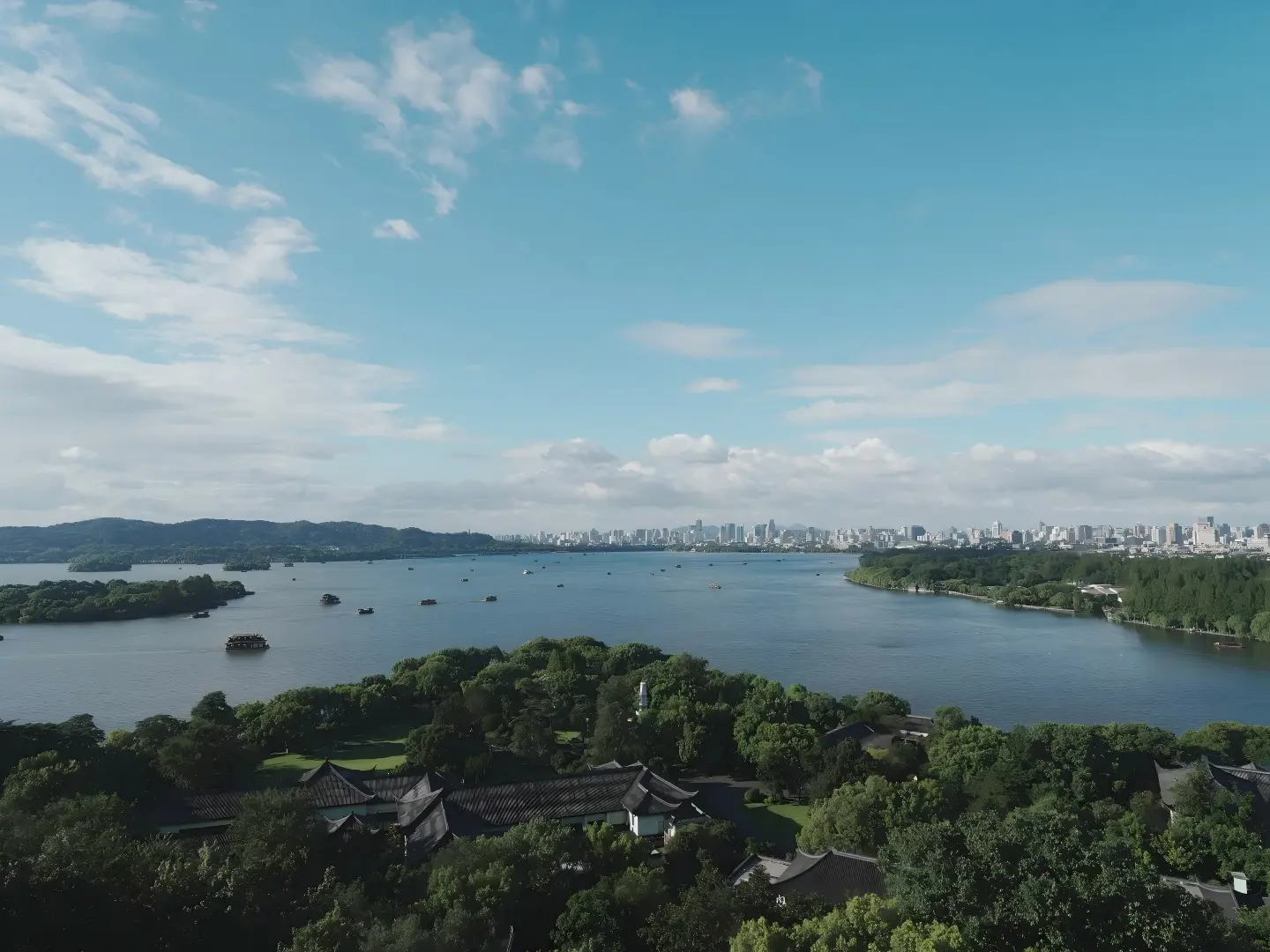 Panoramic View of West Lake with Leifeng Pagoda