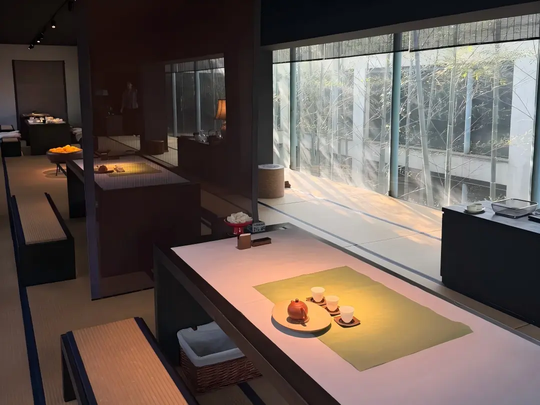 Quiet Tea Space at Guiyu Mountain House